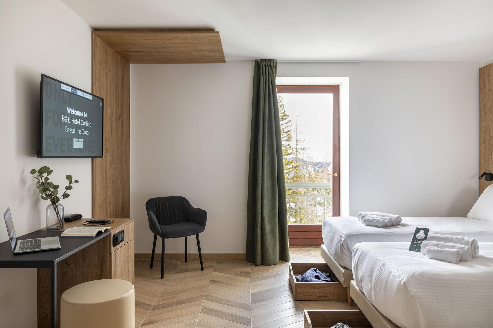 B&B Hotel Passo Tre Croci Cortina コルティーナ・ダンペッツォ エクステリア 写真