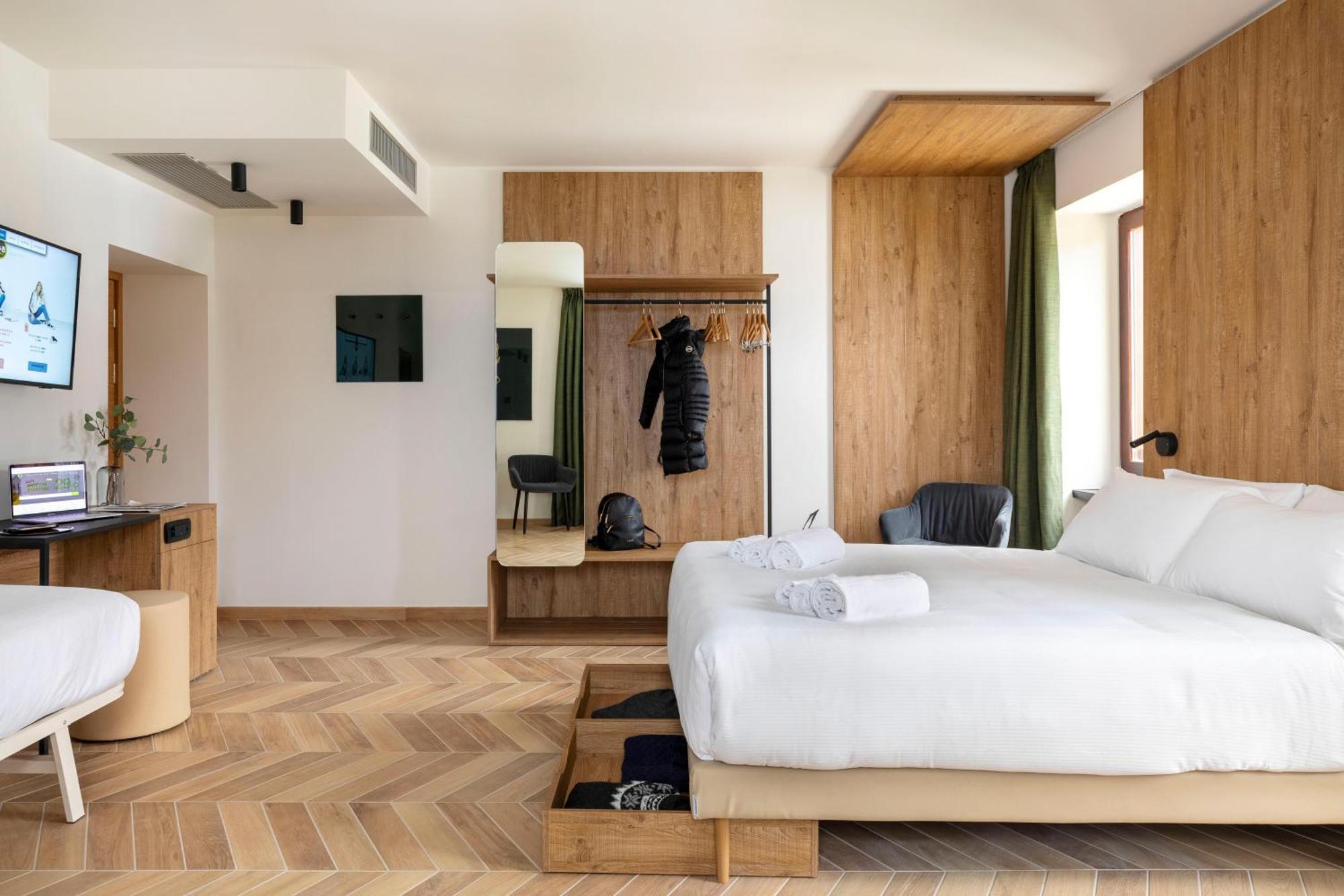 B&B Hotel Passo Tre Croci Cortina コルティーナ・ダンペッツォ エクステリア 写真