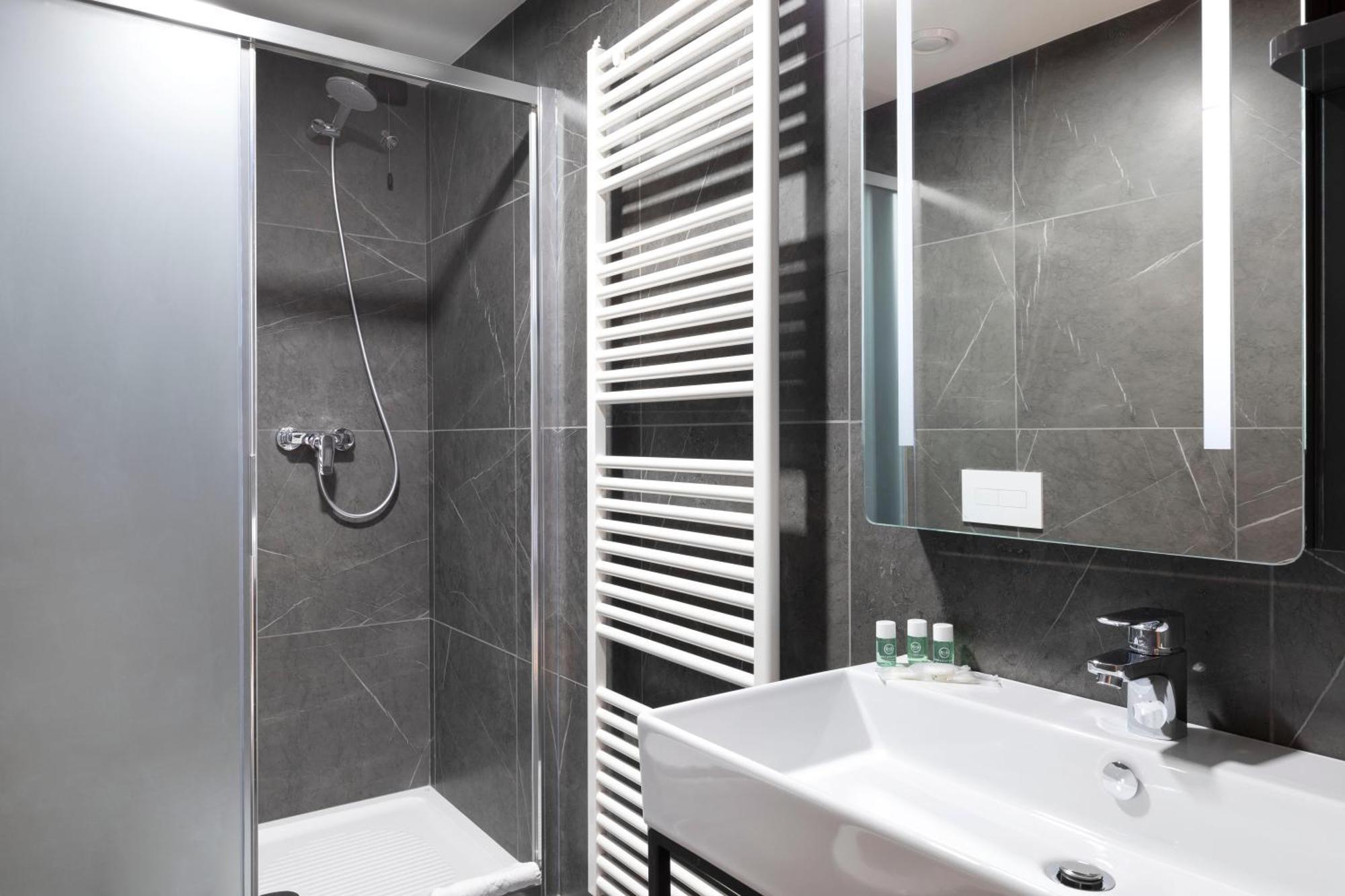 B&B Hotel Passo Tre Croci Cortina コルティーナ・ダンペッツォ エクステリア 写真